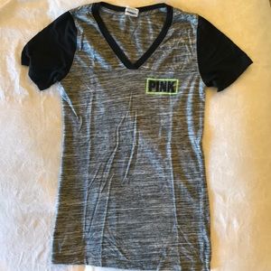 Essential V Neck Tee